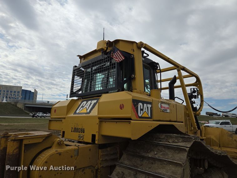 image for item EQ6939 2014 Caterpillar  D6T LGP  dozer
