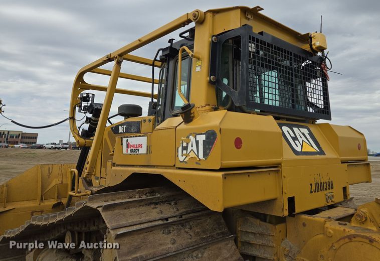 image for item EQ6939 2014 Caterpillar  D6T LGP  dozer