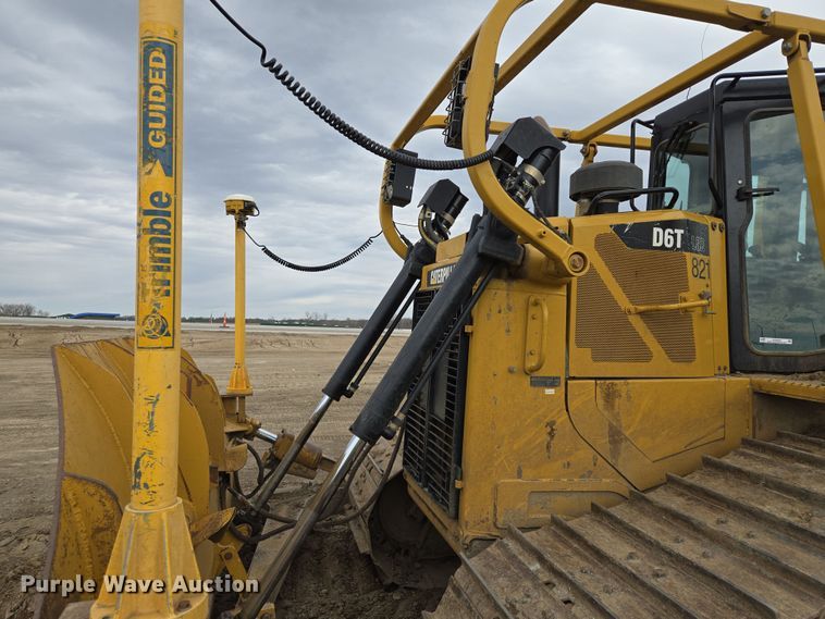 image for item EQ6939 2014 Caterpillar  D6T LGP  dozer