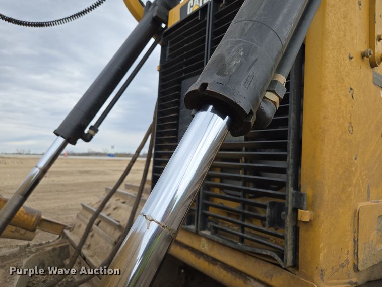 image for item EQ6939 2014 Caterpillar  D6T LGP  dozer