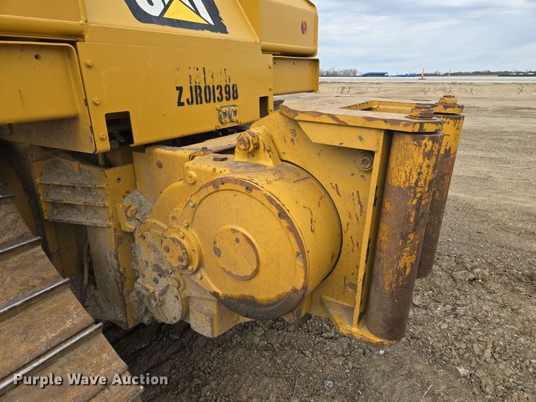 image for item EQ6939 2014 Caterpillar  D6T LGP  dozer
