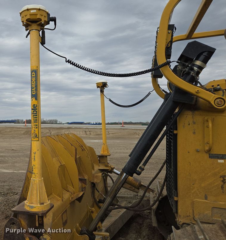 image for item EQ6939 2014 Caterpillar  D6T LGP  dozer