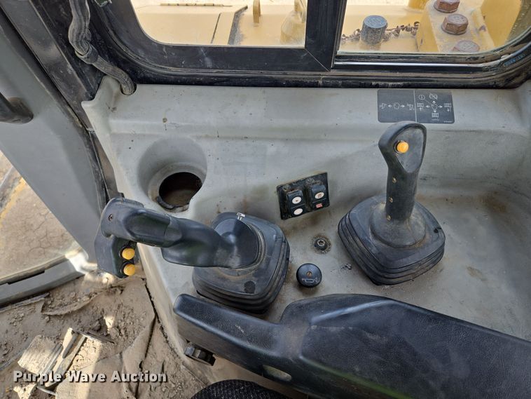 image for item EQ6939 2014 Caterpillar  D6T LGP  dozer