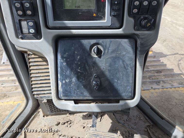 image for item EQ6939 2014 Caterpillar  D6T LGP  dozer