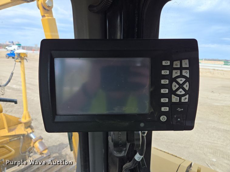 image for item EQ6939 2014 Caterpillar  D6T LGP  dozer