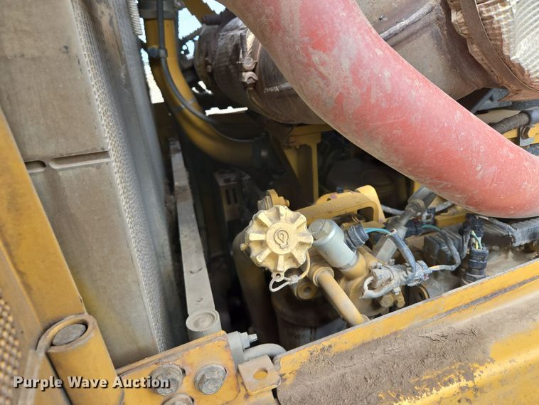 image for item EQ6939 2014 Caterpillar  D6T LGP  dozer