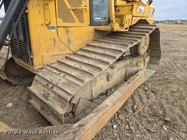 image for item EQ6939 2014 Caterpillar  D6T LGP  dozer