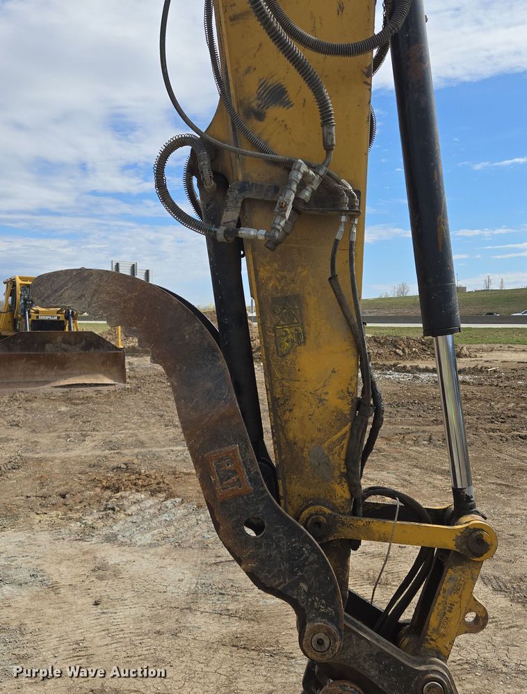 image for item EQ6940 2016 Caterpillar  308E2 CR mini excavator