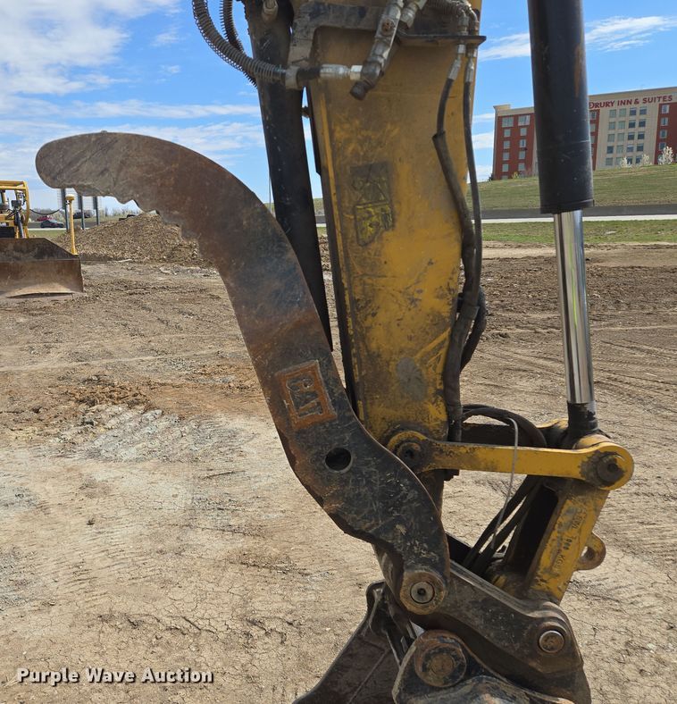 image for item EQ6940 2016 Caterpillar  308E2 CR mini excavator