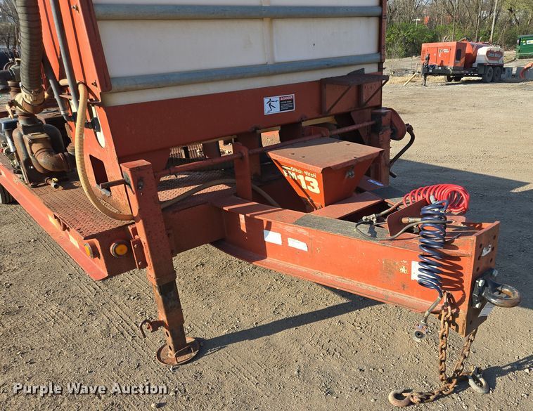 image for item EQ6941 2004 Belshe equipment trailer
