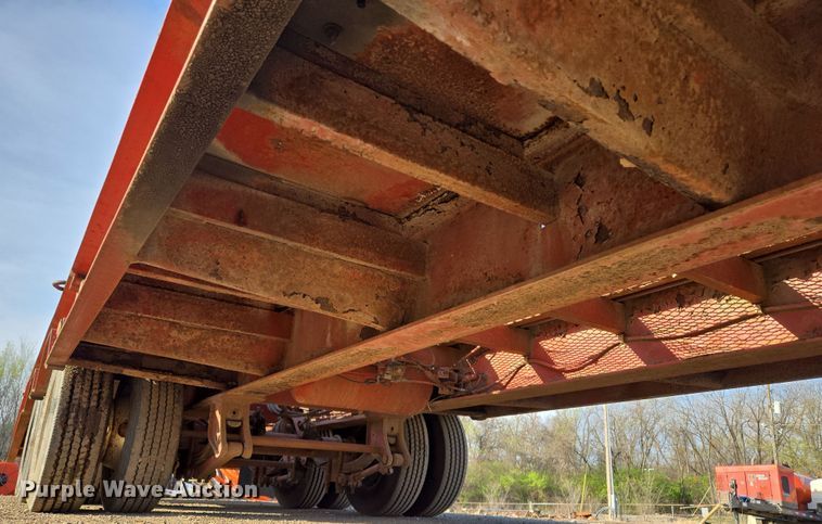 image for item EQ6941 2004 Belshe equipment trailer