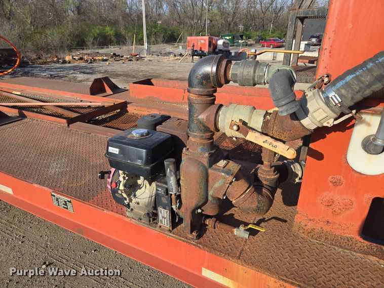 image for item EQ6941 2004 Belshe equipment trailer