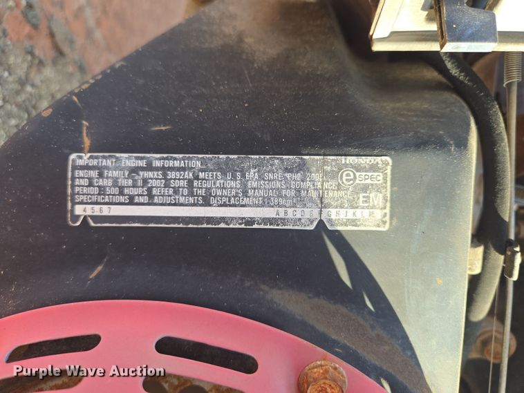 image for item EQ6941 2004 Belshe equipment trailer