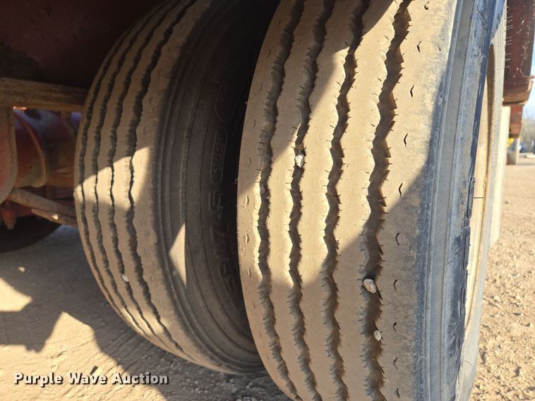 image for item EQ6941 2004 Belshe equipment trailer