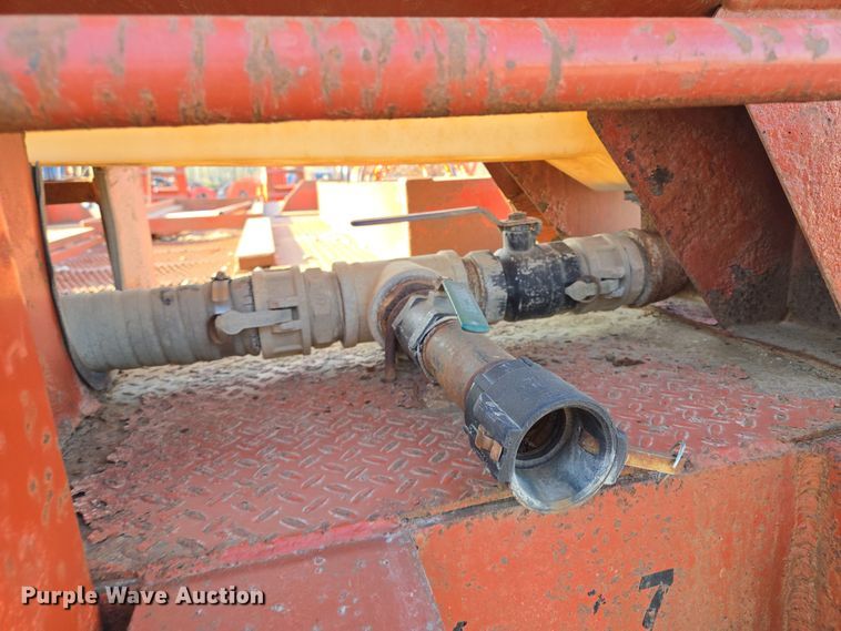 image for item EQ6941 2004 Belshe equipment trailer