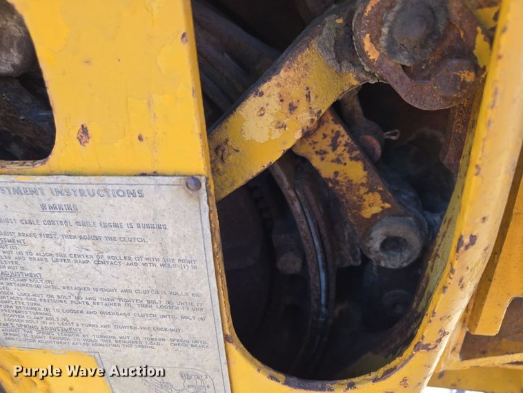 image for item EQ6952 Caterpillar  cable winch 