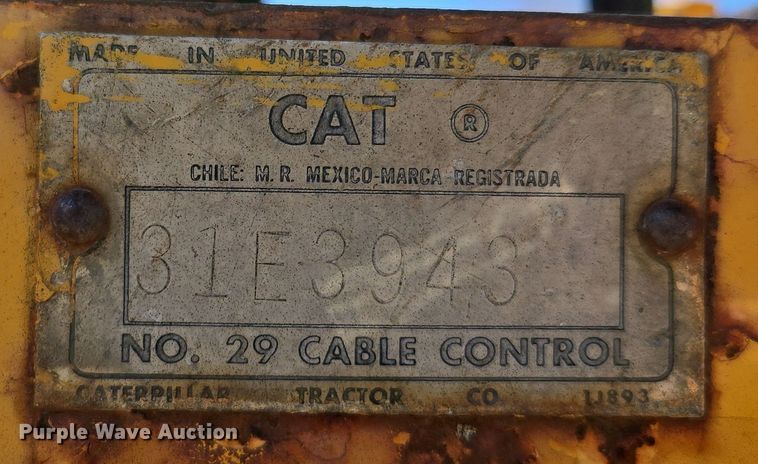 image for item EQ6952 Caterpillar  cable winch 