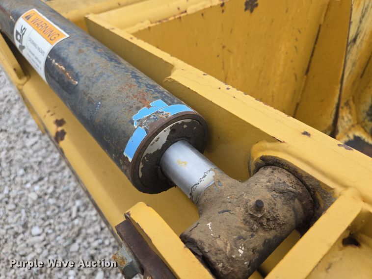 image for item EQ6993 Dyss SMX750 scraper