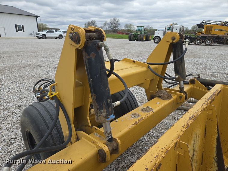 image for item EQ6993 Dyss SMX750 scraper