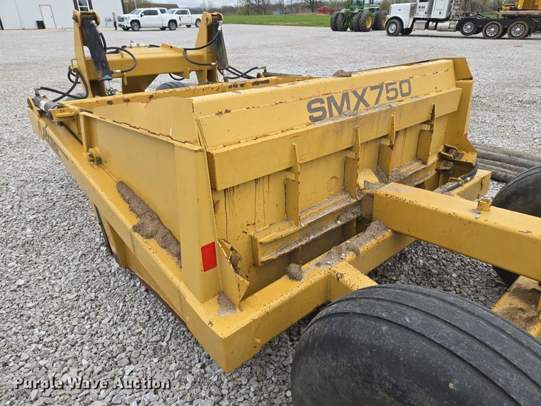 image for item EQ6993 Dyss SMX750 scraper