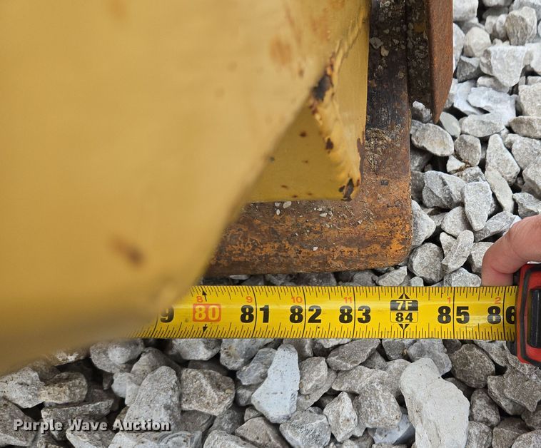 image for item EQ6993 Dyss SMX750 scraper