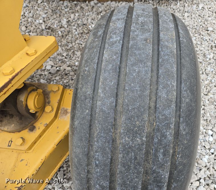 image for item EQ6993 Dyss SMX750 scraper