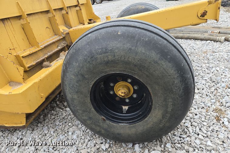 image for item EQ6993 Dyss SMX750 scraper