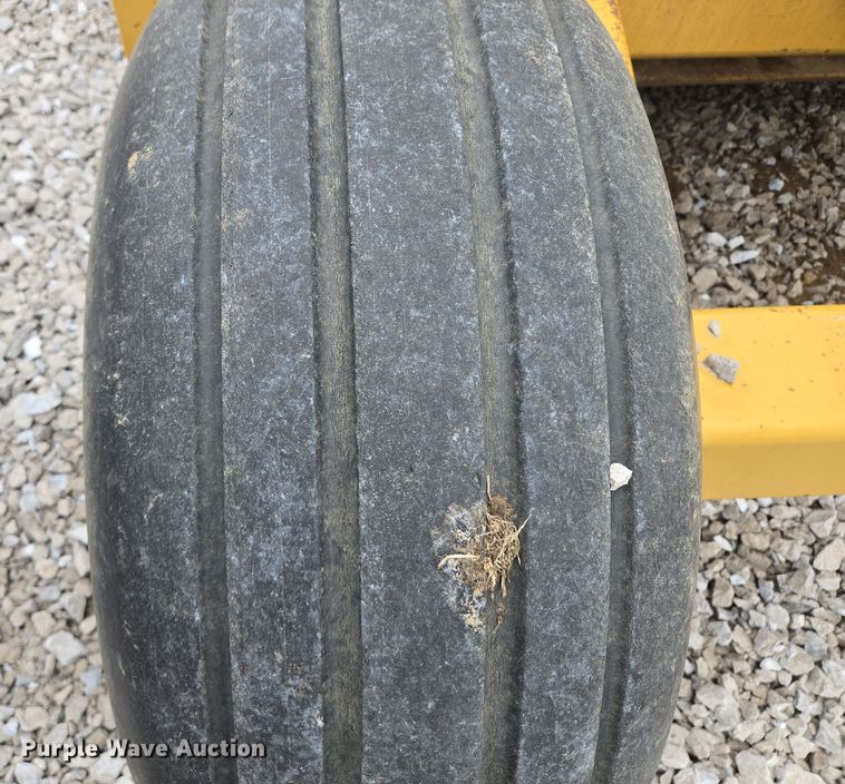 image for item EQ6993 Dyss SMX750 scraper