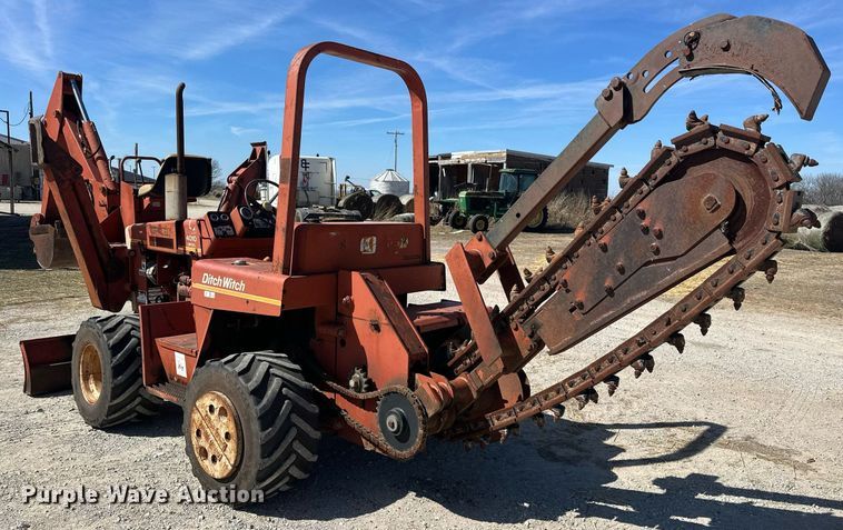 image for item ER1053 1988 Ditch Witch 4010 trencher