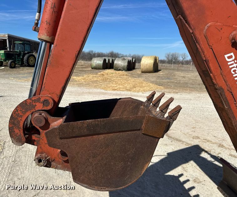 image for item ER1053 1988 Ditch Witch 4010 trencher