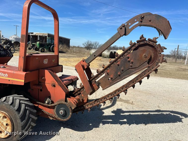 image for item ER1053 1988 Ditch Witch 4010 trencher