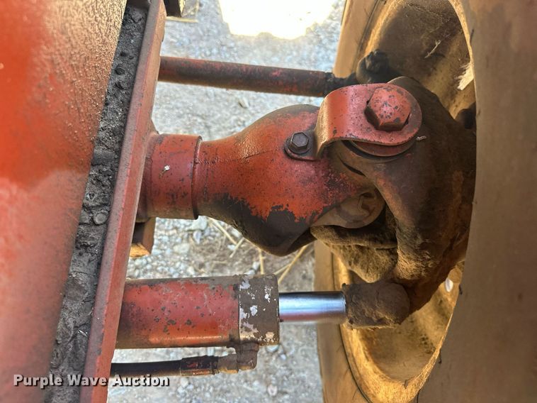 image for item ER1053 1988 Ditch Witch 4010 trencher