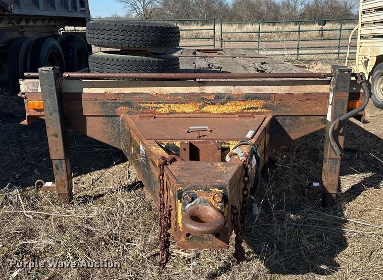 image for item ER1061 1992 Belshe T-8 equipment trailer