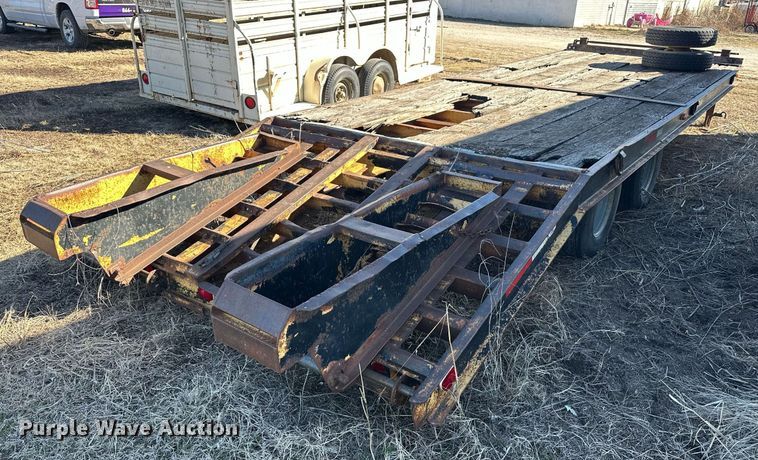 image for item ER1061 1992 Belshe T-8 equipment trailer