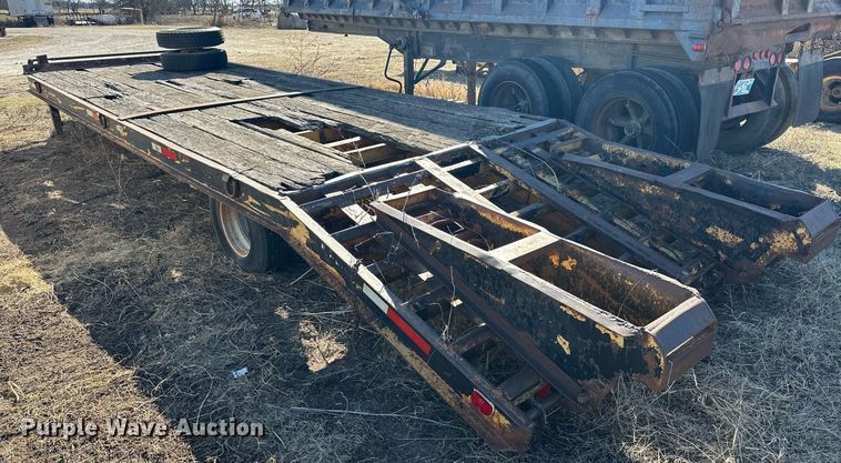image for item ER1061 1992 Belshe T-8 equipment trailer