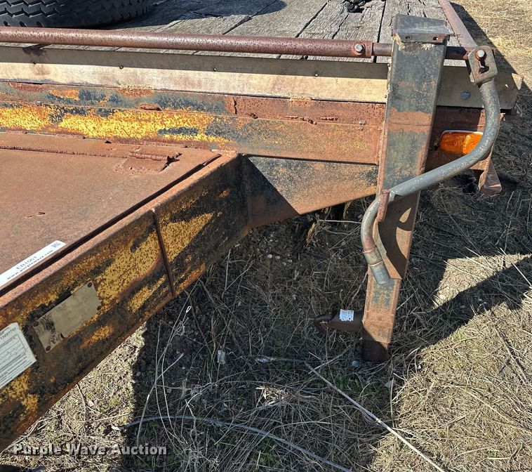 image for item ER1061 1992 Belshe T-8 equipment trailer