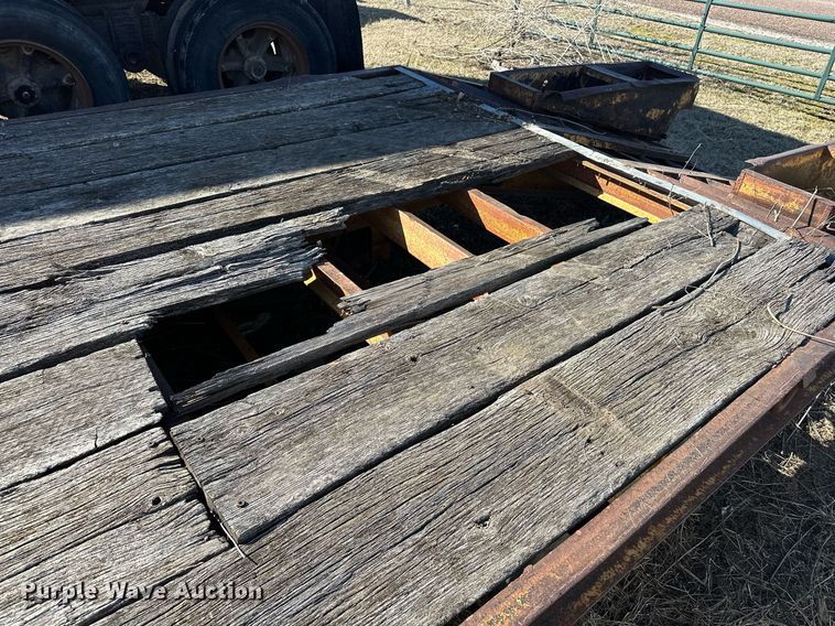 image for item ER1061 1992 Belshe T-8 equipment trailer