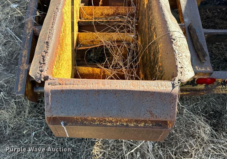 image for item ER1061 1992 Belshe T-8 equipment trailer