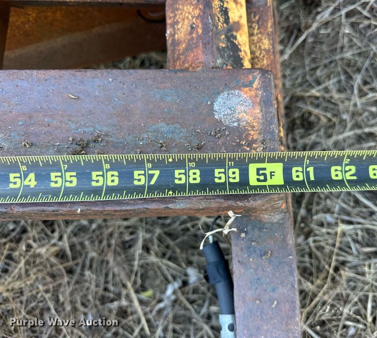 image for item ER1061 1992 Belshe T-8 equipment trailer