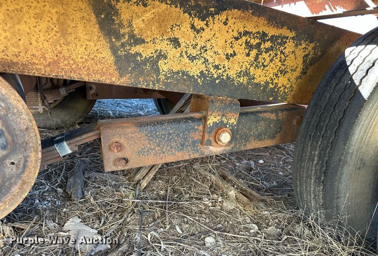 image for item ER1061 1992 Belshe T-8 equipment trailer