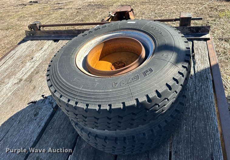 image for item ER1061 1992 Belshe T-8 equipment trailer