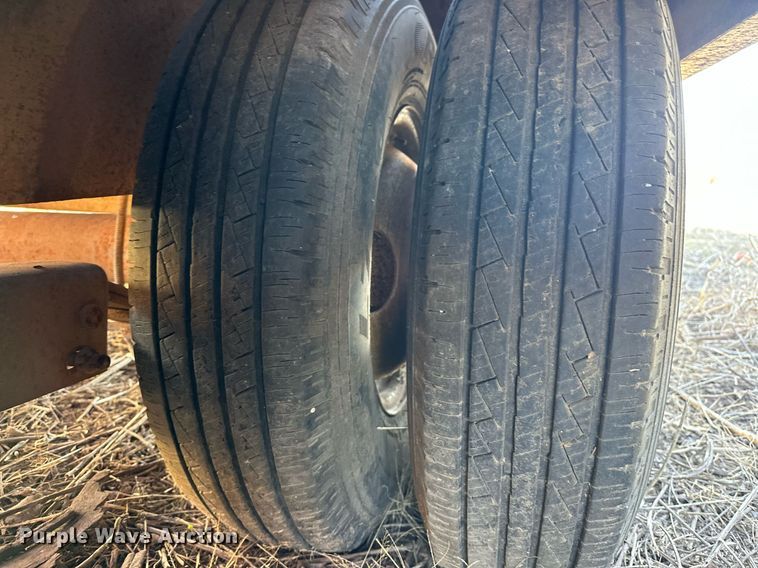 image for item ER1061 1992 Belshe T-8 equipment trailer