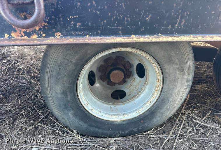 image for item ER1061 1992 Belshe T-8 equipment trailer