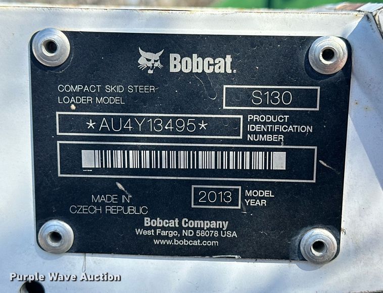 image for item ER8931 2013 Bobcat S130 skid steer loader