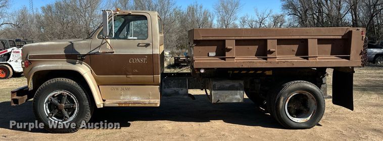 image for item ER8934 1980 Chevrolet C60 dump truck