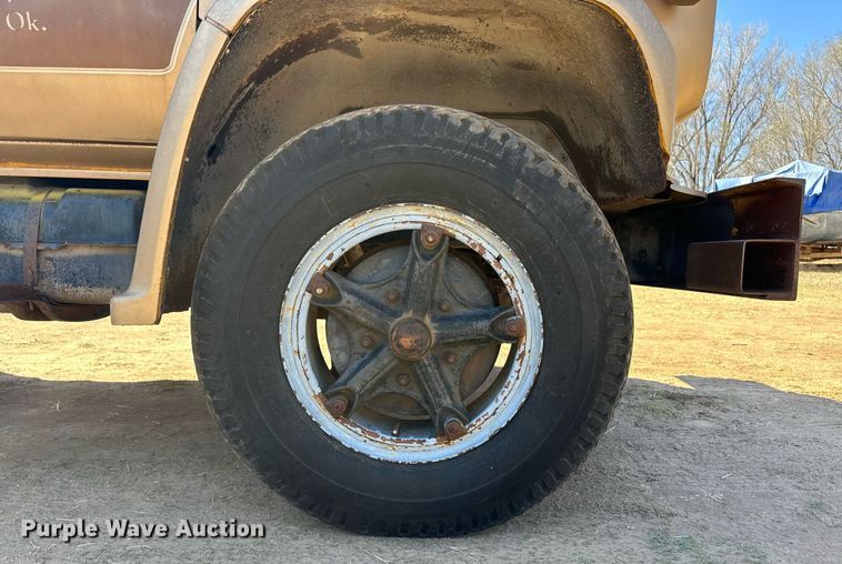 image for item ER8934 1980 Chevrolet C60 dump truck