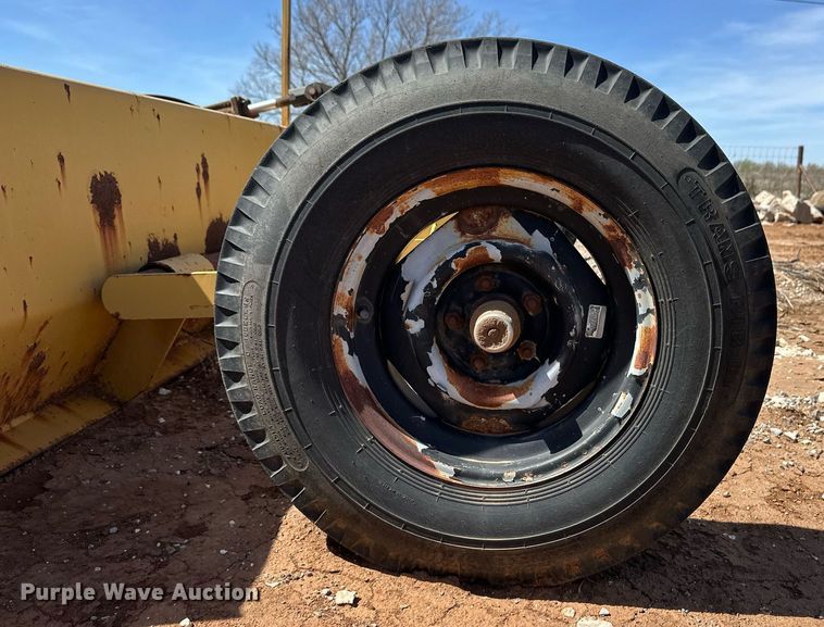 image for item ER8941 Garfield box blade