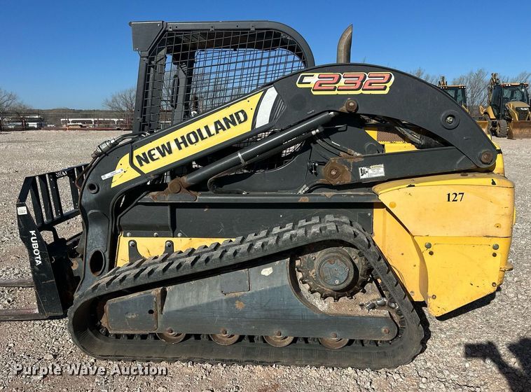 image for item ER8955 2014 New Holland C232 tracked skid steer loader