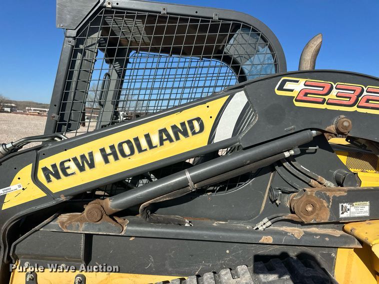 image for item ER8955 2014 New Holland C232 tracked skid steer loader