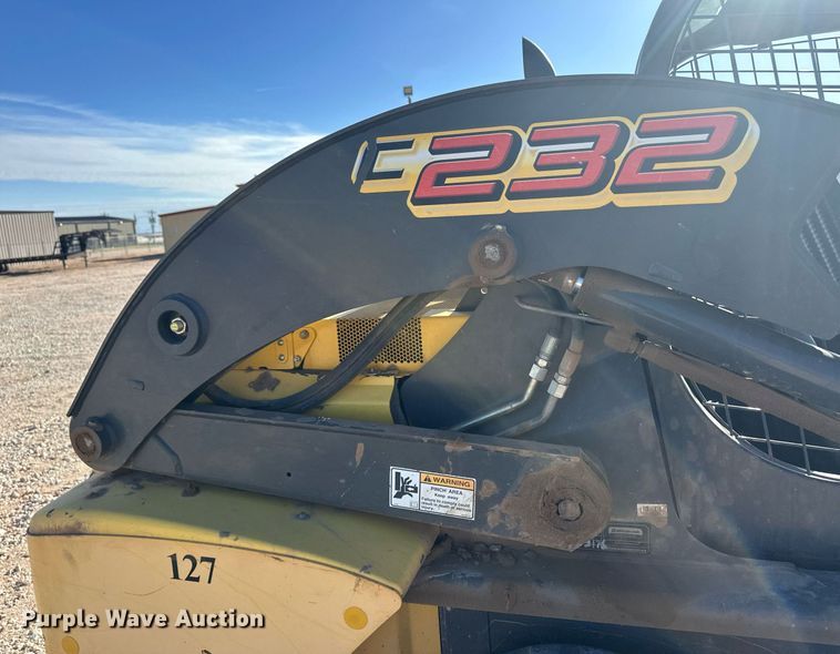 image for item ER8955 2014 New Holland C232 tracked skid steer loader